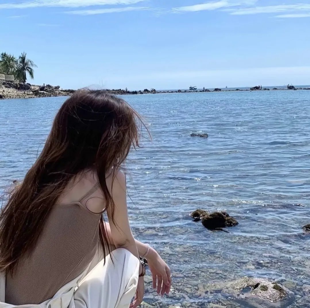 黑玫瑰公寓